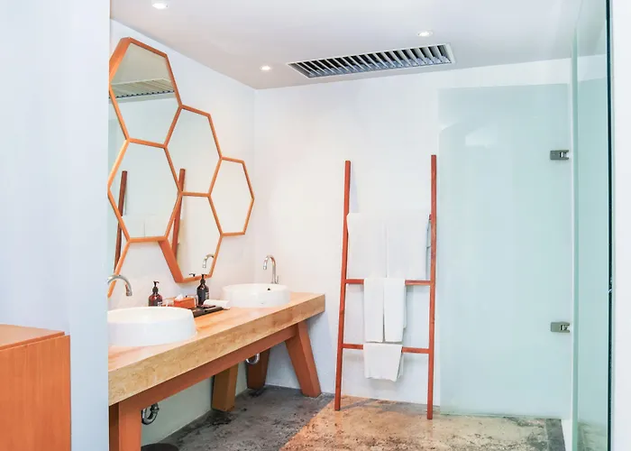 Cross Paasha Bali Hotel 5*