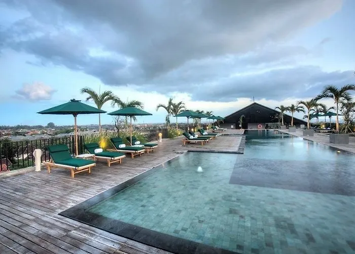 Cross Paasha Bali Hotel 5*