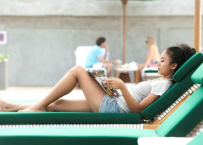 Otel Cross Paasha Bali Seminyak